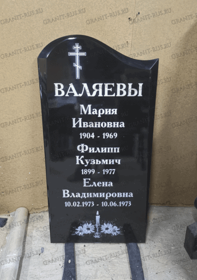 Памятник из литьевого мрамора СТ 028