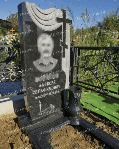 Памятник из гранита №128