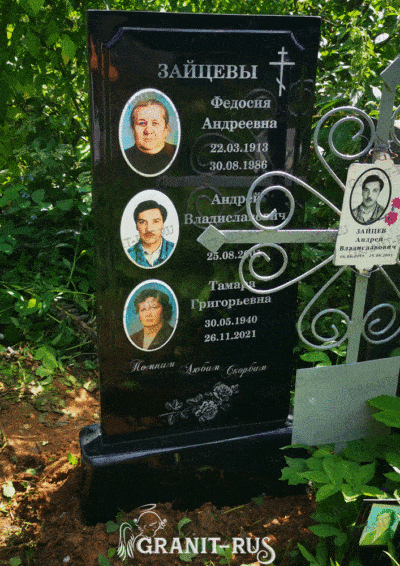 Памятник из литьевого мрамора СТ 005