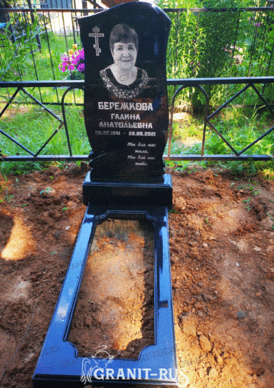 Памятник из литьевого мрамора СТ 066